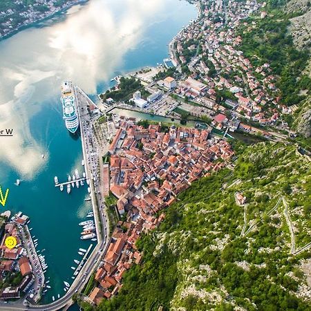 Апартаменты Kotor Center W Экстерьер фото